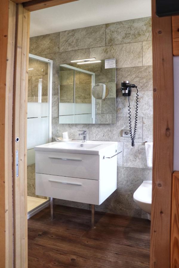 Hotel Panorama Wellness & Resort Malosco Εξωτερικό φωτογραφία