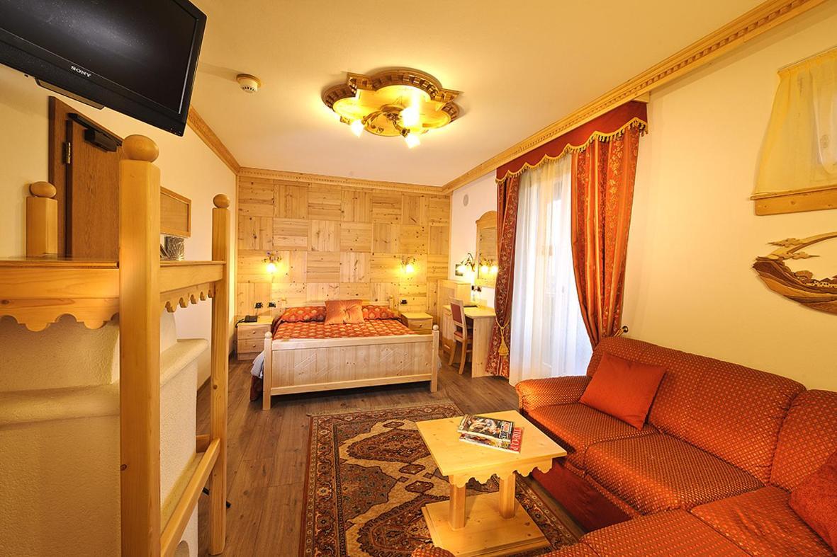 Hotel Panorama Wellness & Resort Malosco Εξωτερικό φωτογραφία