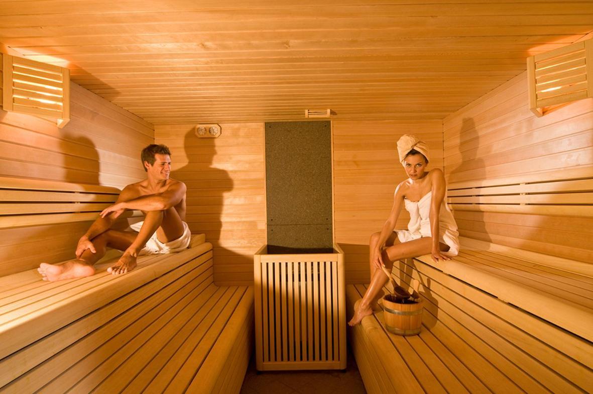Hotel Panorama Wellness & Resort Malosco Εξωτερικό φωτογραφία