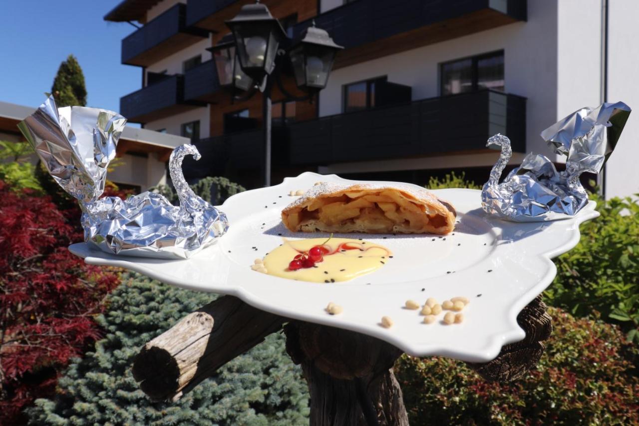 Hotel Panorama Wellness & Resort Malosco Εξωτερικό φωτογραφία